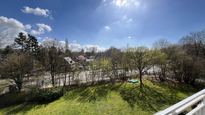 Grundsolider Mieter inklusive - ideal geschnittene Kapitalanlage mit herrlichem Südbalkon